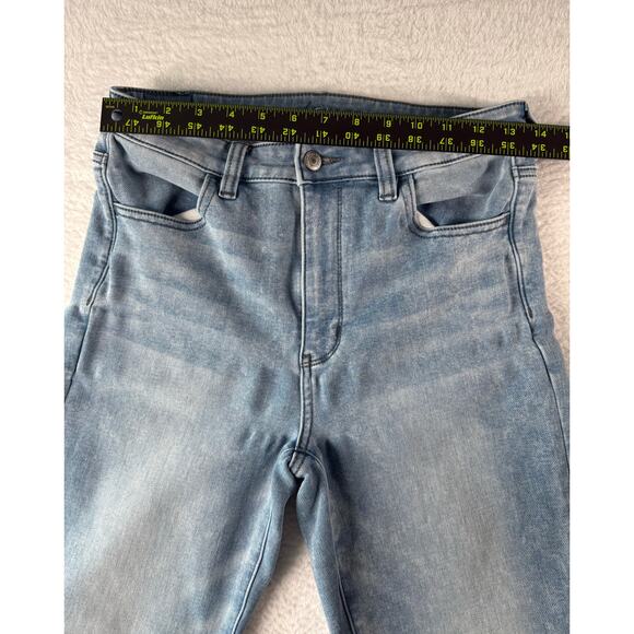 American Eagle Super High Rise Jegging Womens Size 8 Light Wash Skinny Jean - Picture 4 of 10